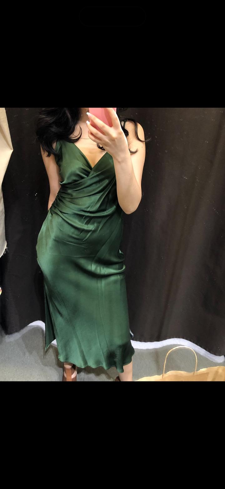 Зеленое коктейльное платье Zara
