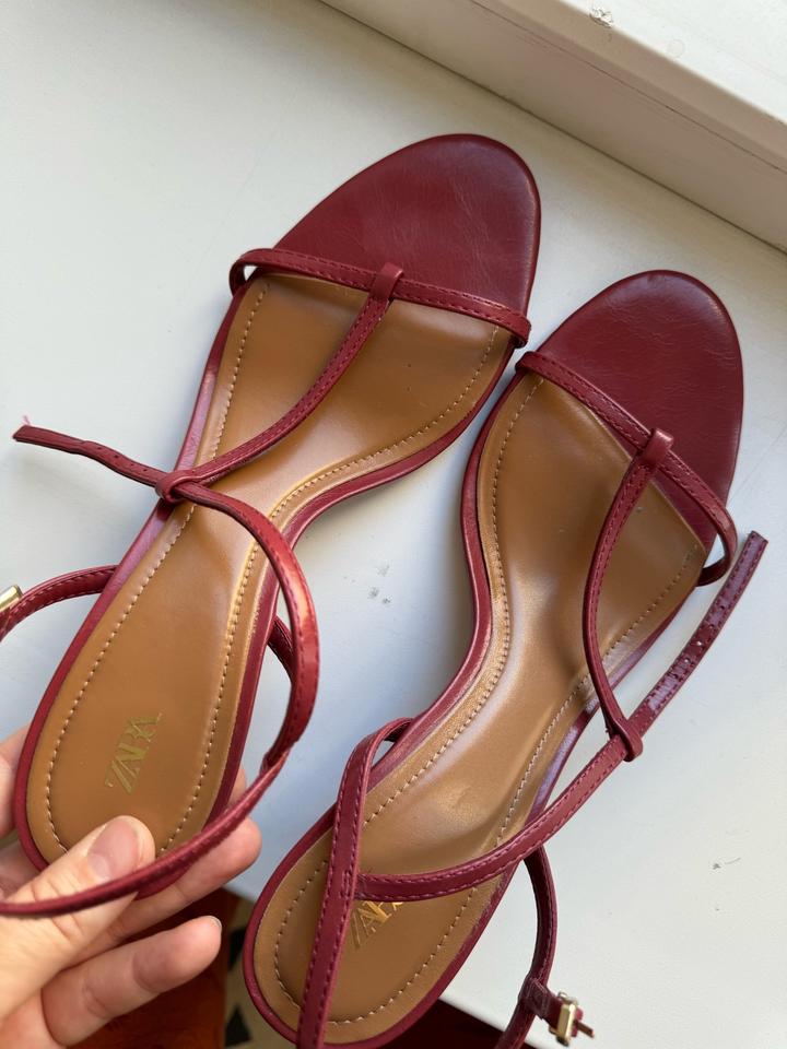 Босаножки Zara