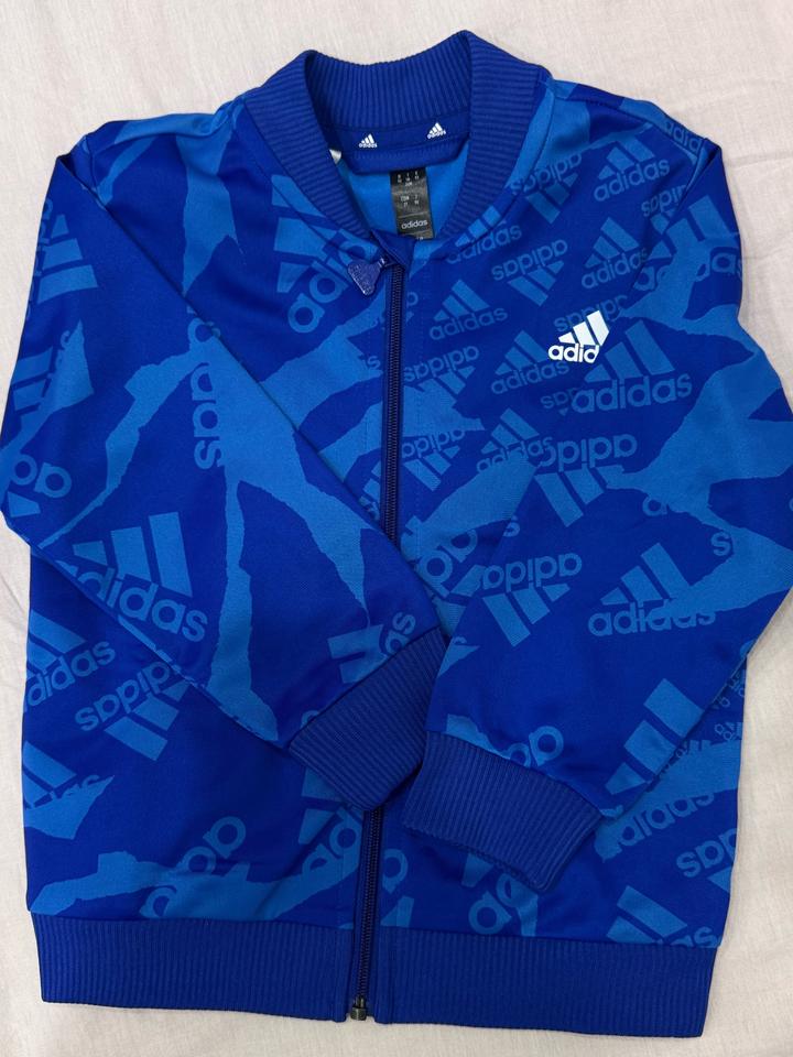 Adidas костюм для мальчика 92