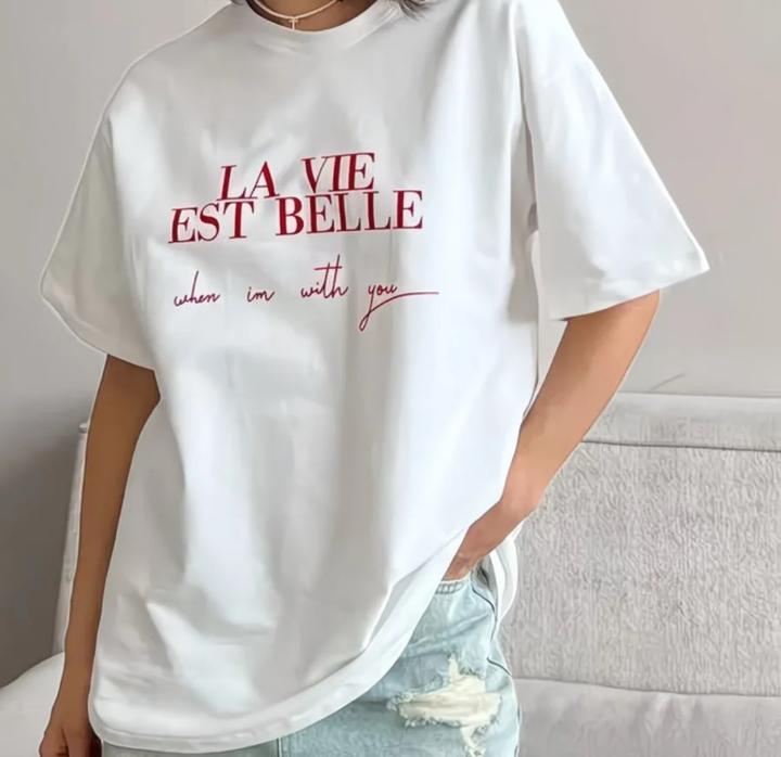 Белая футболка