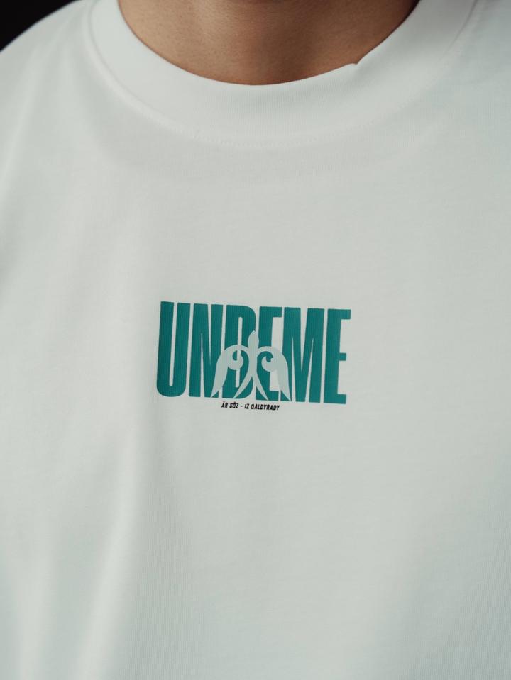 Футболка ÜNDEME