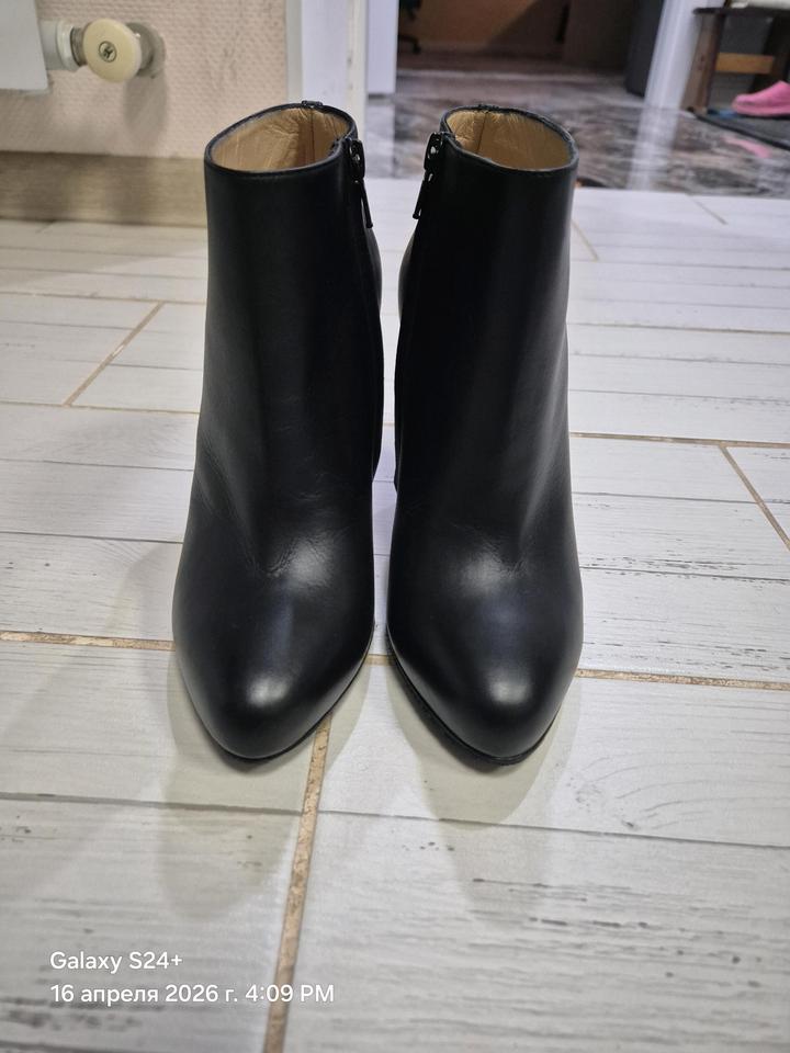 Ботильоны Christian Louboutin