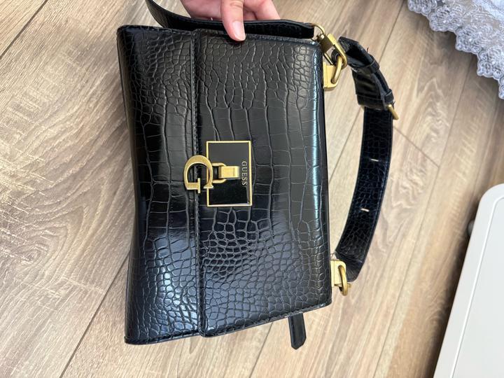 Сумочка Guess оригинал