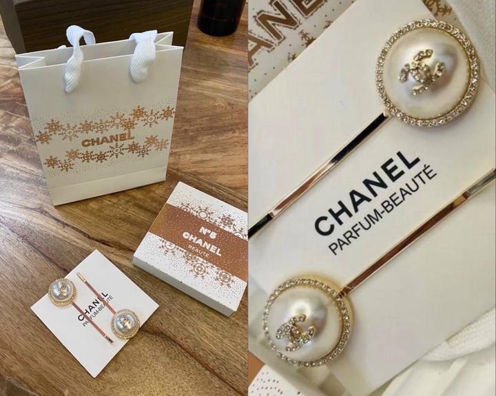 Невидимки для волос Chanel