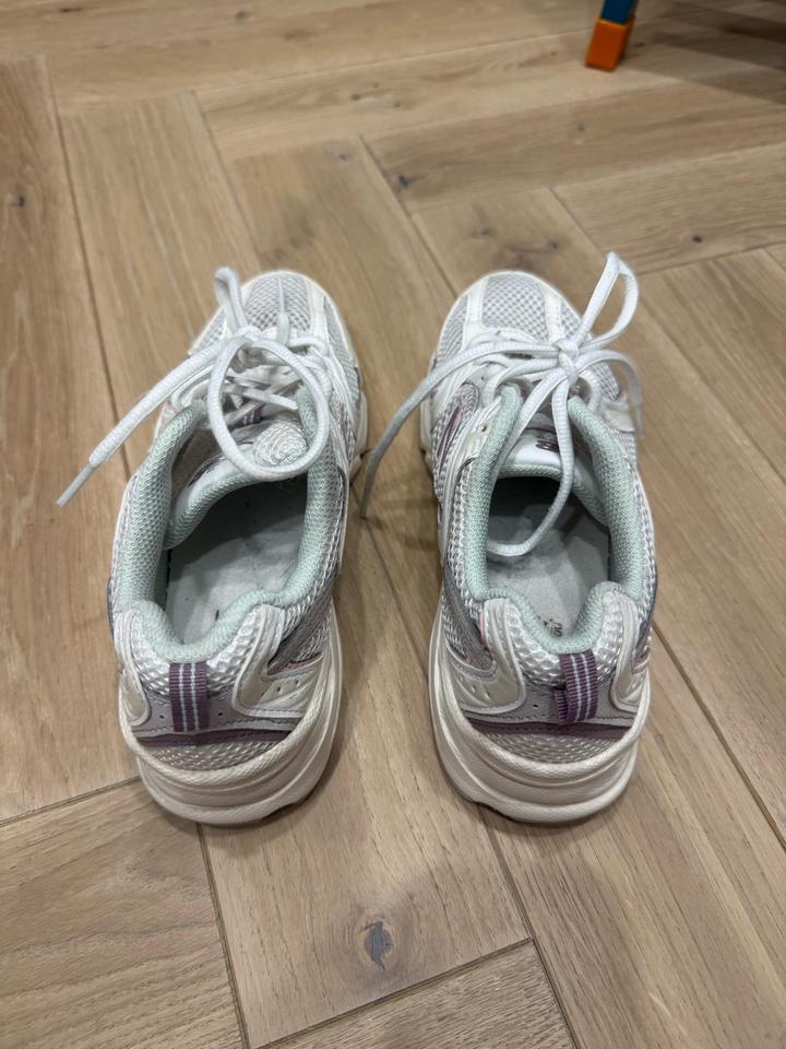 Кроссовки New balance