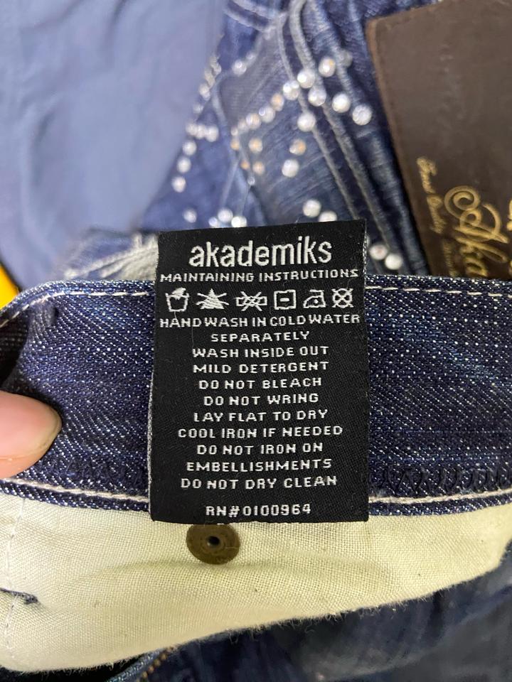 Y2K Akademiks rap jeans