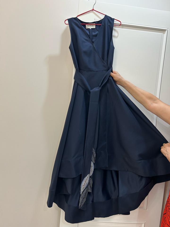 Темно синее платье ручной работы