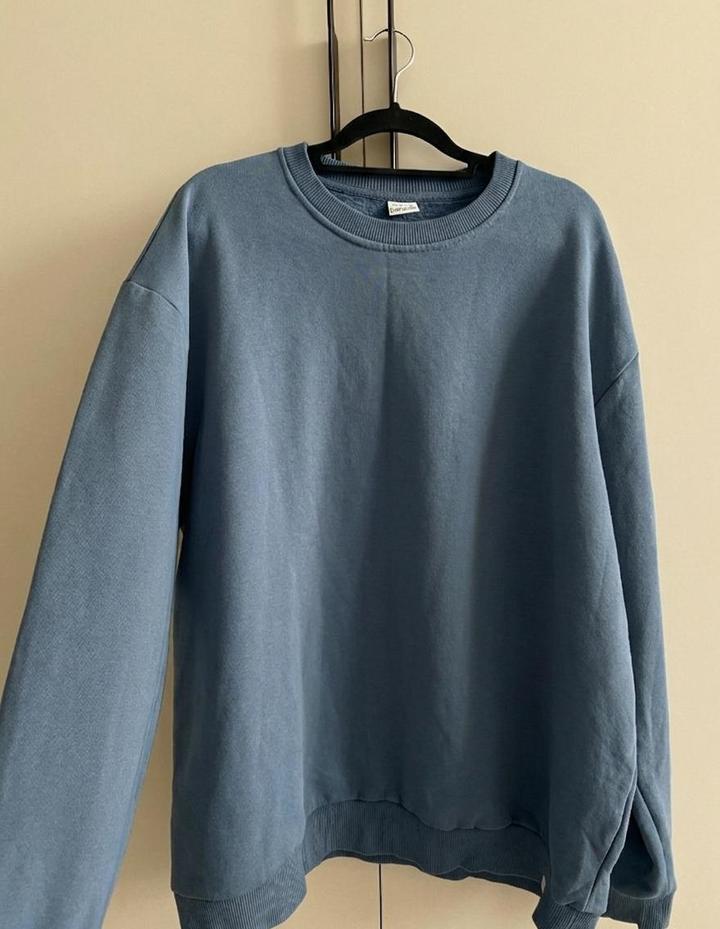 светло синий свитшот