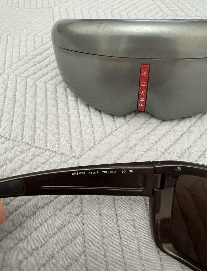 Очки PRADA