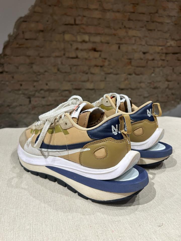 Nike x Sacai Vaporwaffle Sneakers