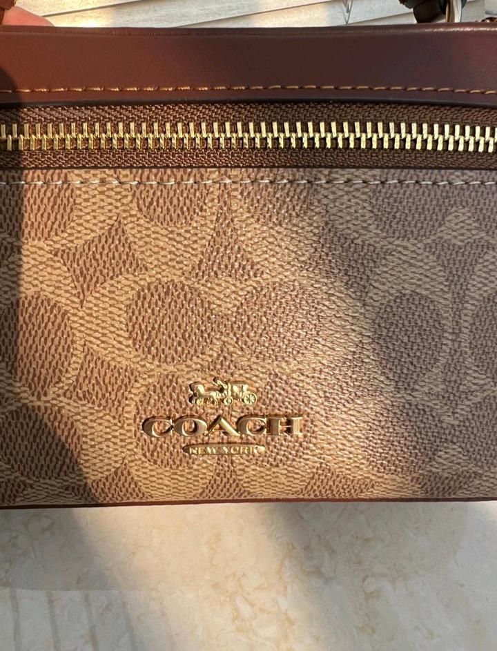 Сумочка Coach Rainer, 100% оригинал, новая