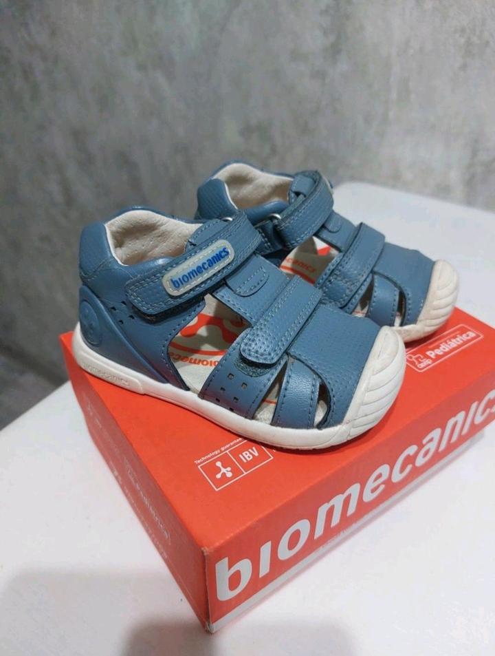 Сандали biomecanics