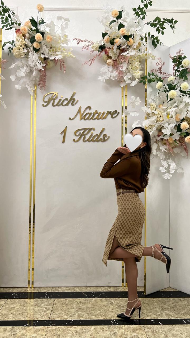 Рубашка и юбка gucci с ремнем