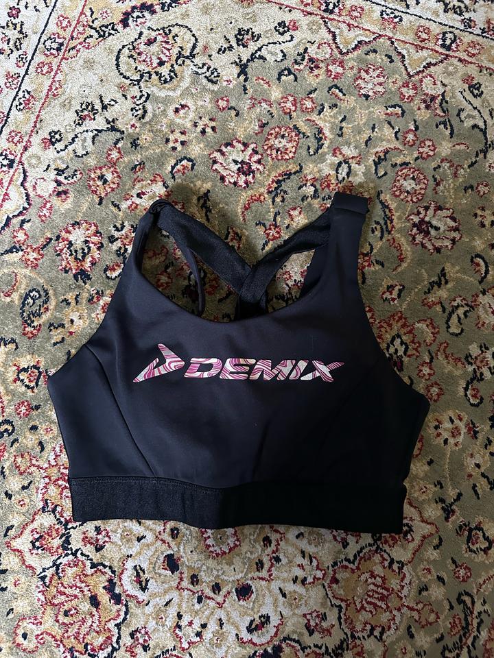 Спортивный топ Demix