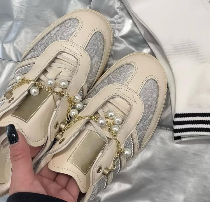 Кроссовки Adidas