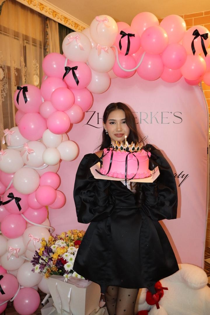 Вечернее платье, кукольное