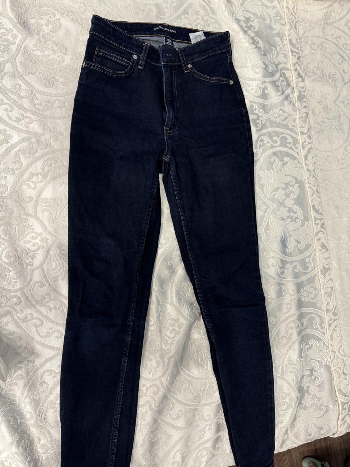 джинсы Calvin Klein