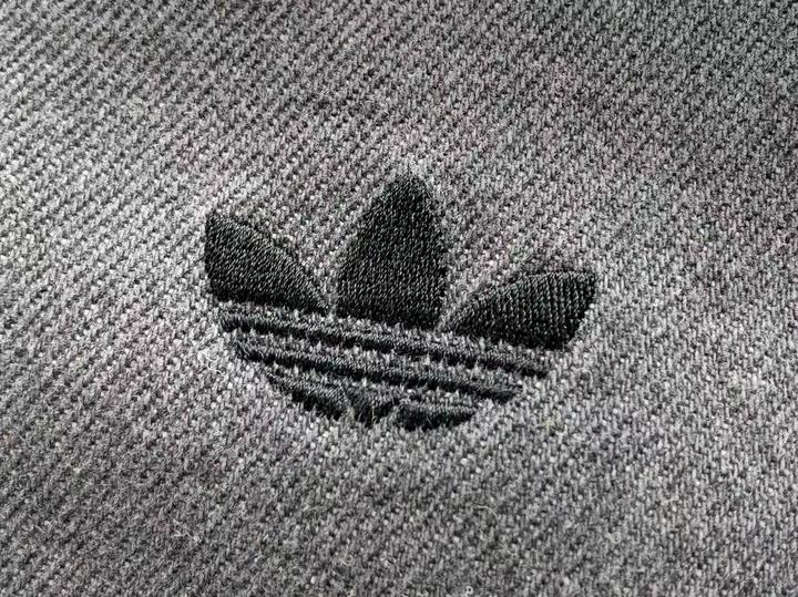 Adidas Originals | Woman’s Zip Hoodie