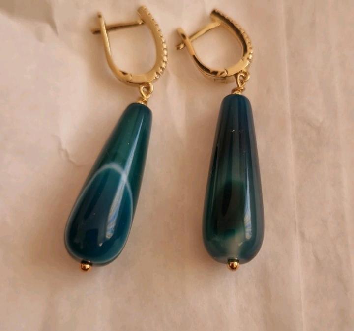 Новые серьги из натуральных камней