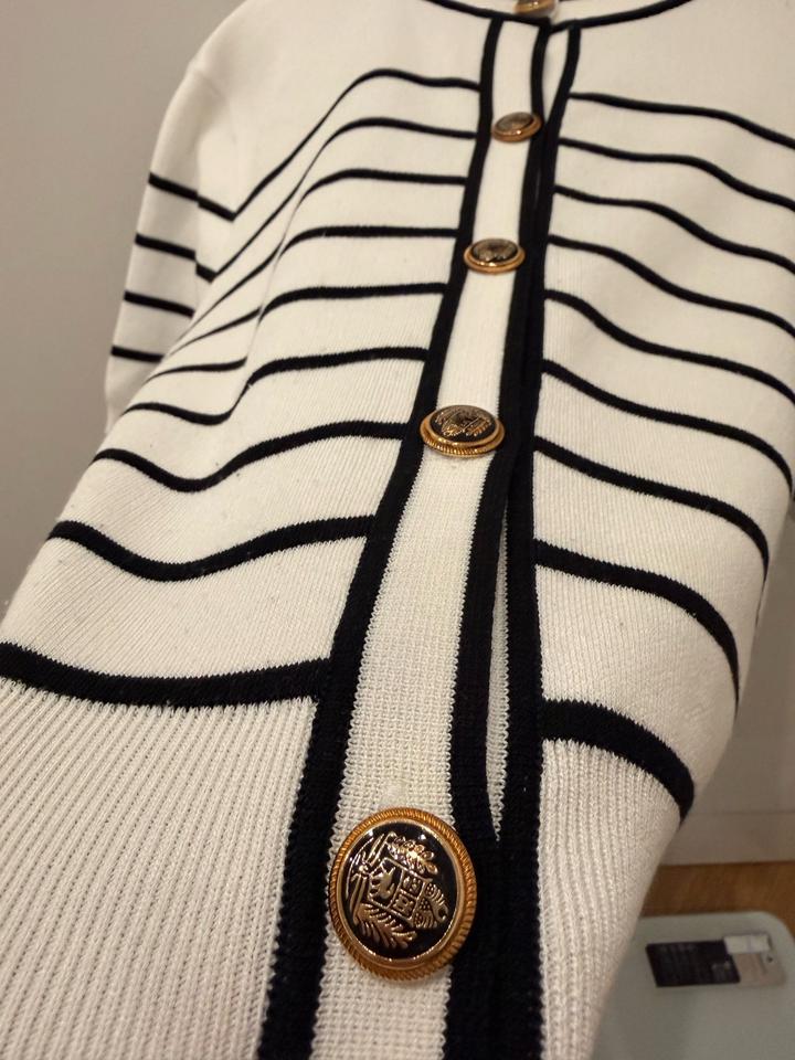 Кофточка на пуговицах