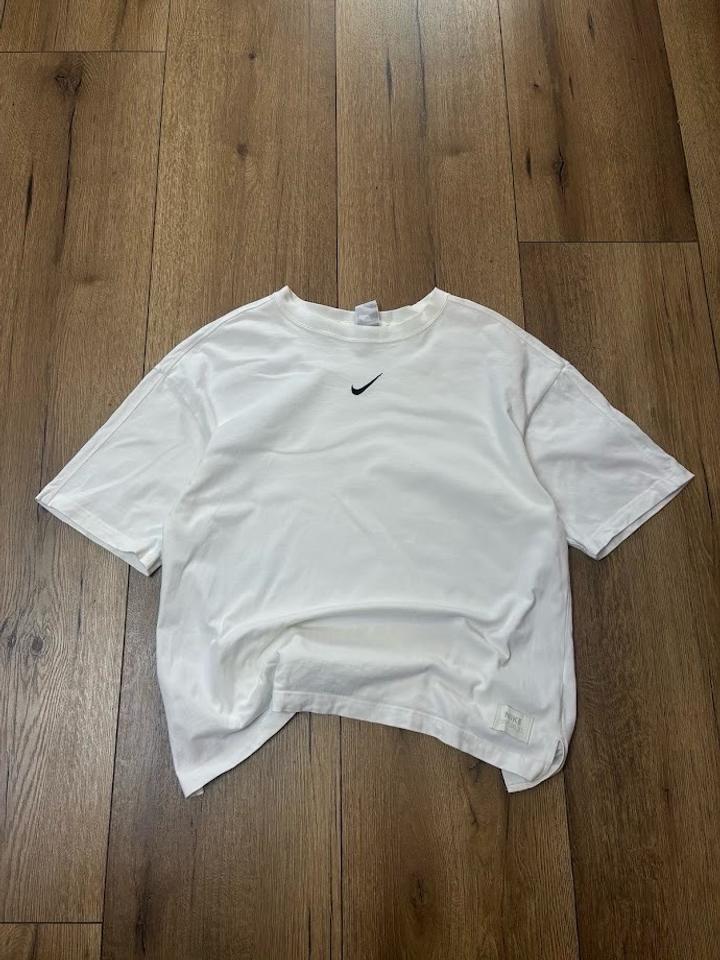 Nike T-shirt