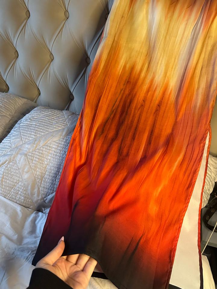 Платье bershka новое