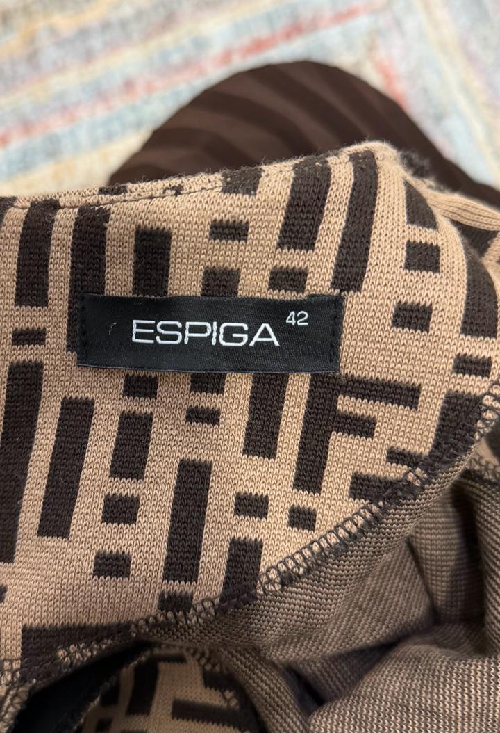 Платье трикотажное