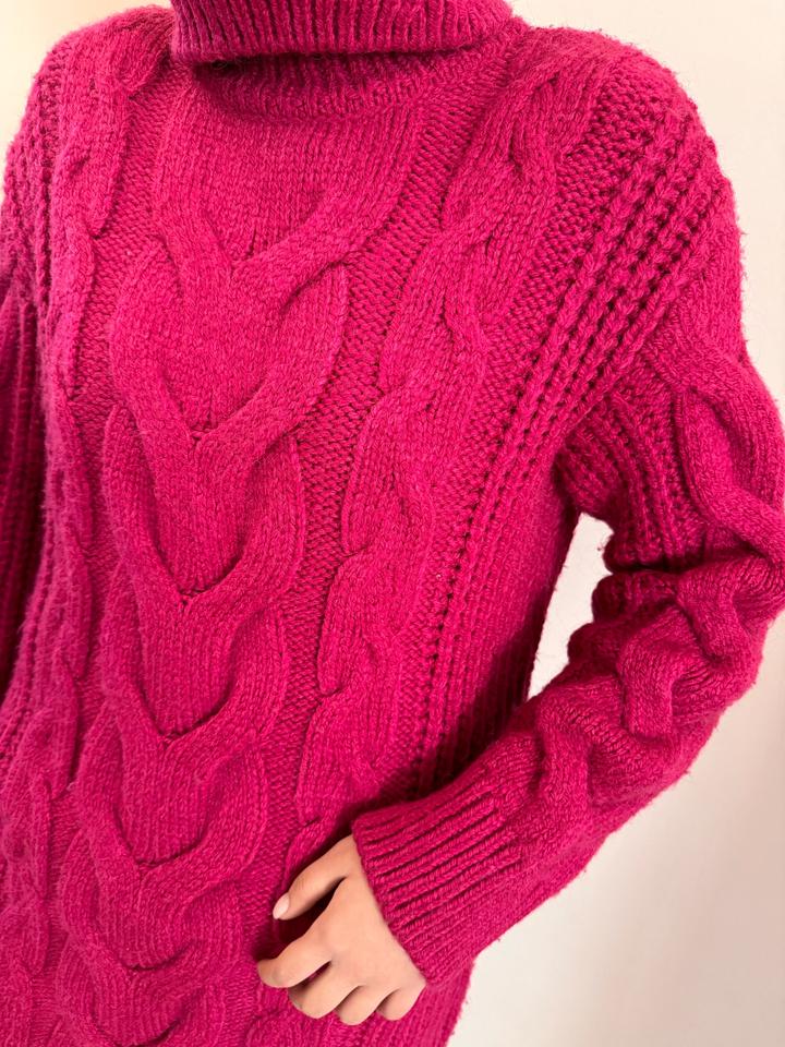 Свитер абсолютно новый