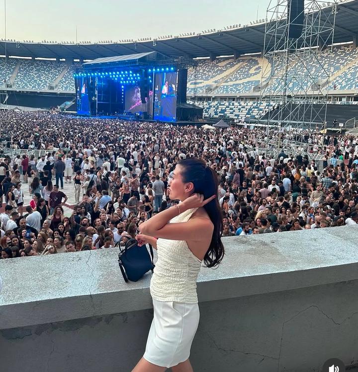 Топ Zara