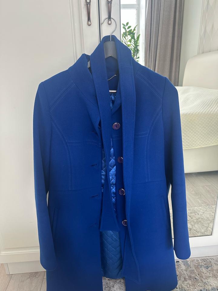 Женское пальто размер S