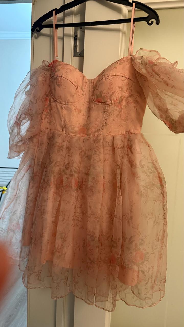 Платье розовое вечернее