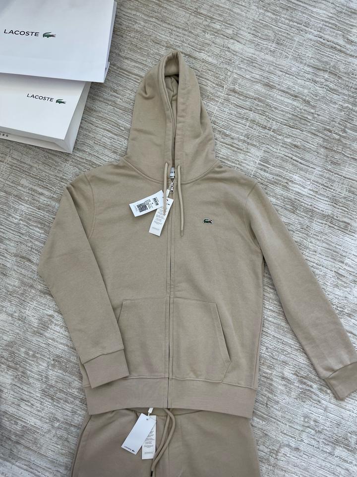 Спортивный костюм Lacoste