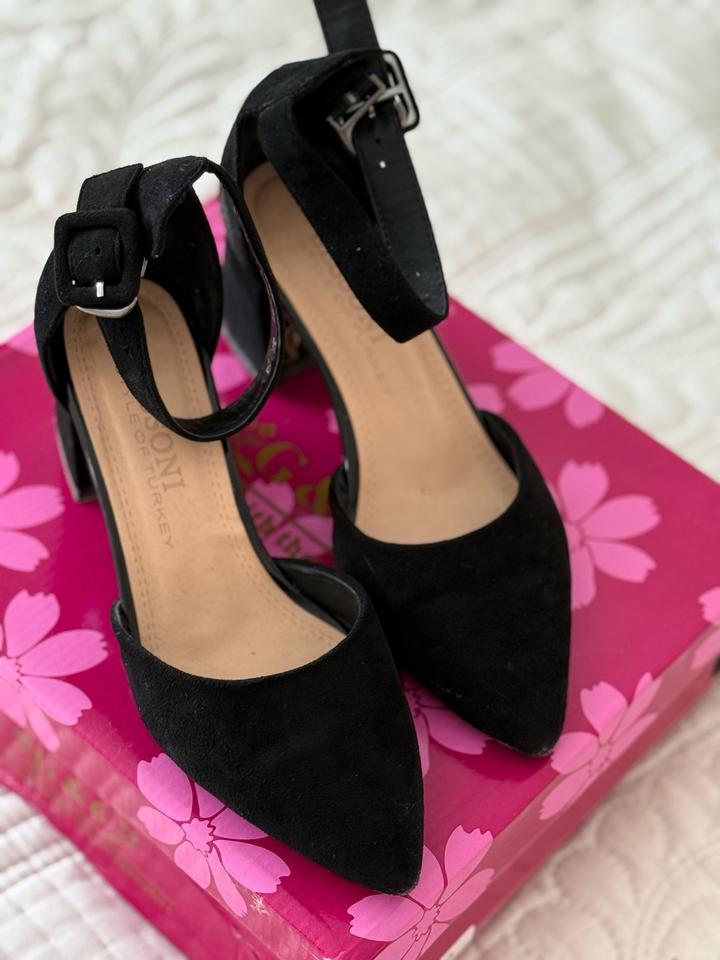 Черные замшевые туфли