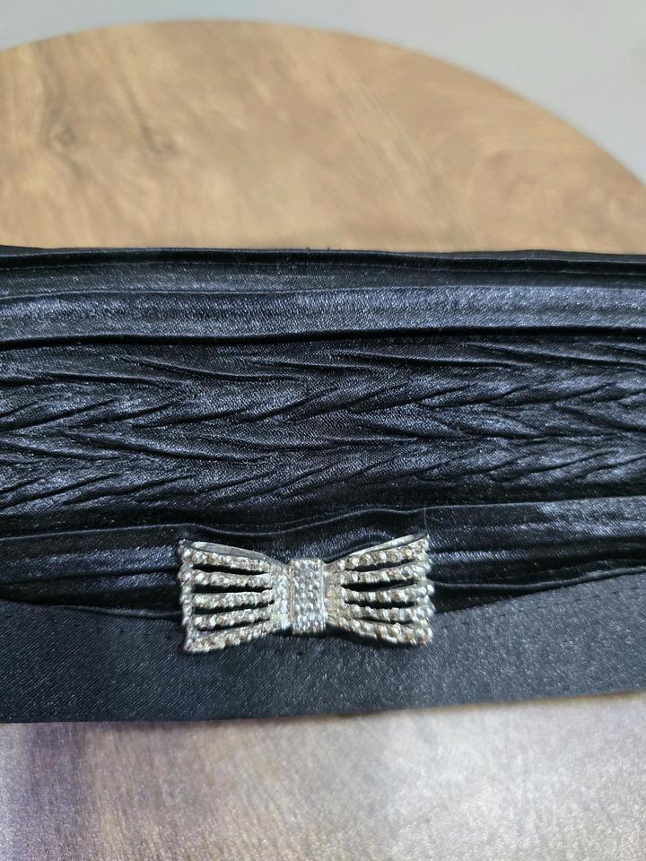 Сумочка вечерняя