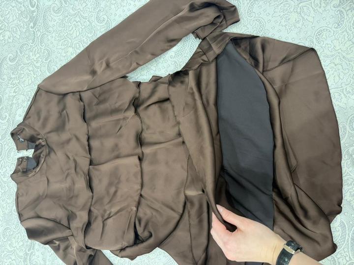 Шелковое платье Zara