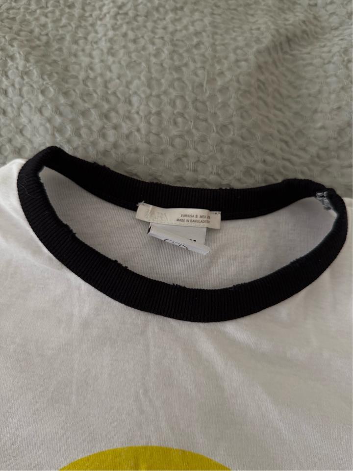 Футболка Zara со смайлом
