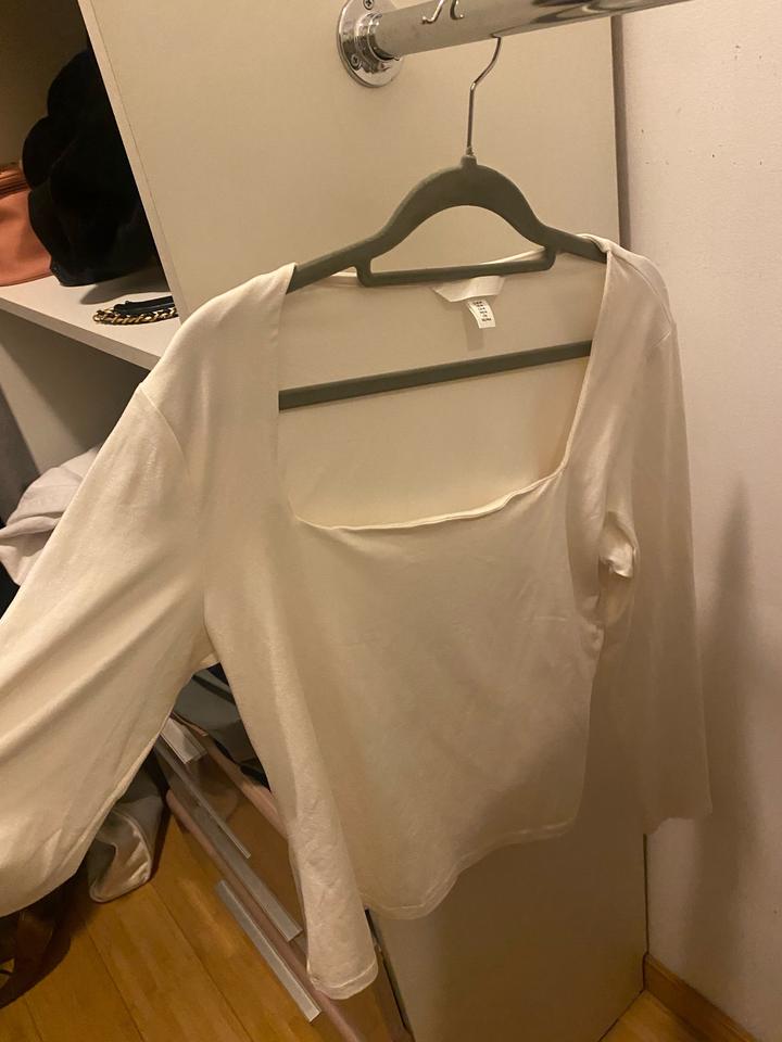 Белый топ от H&M