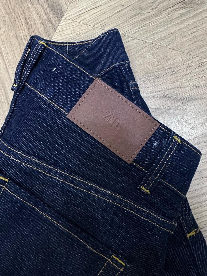 Джинсы Zara