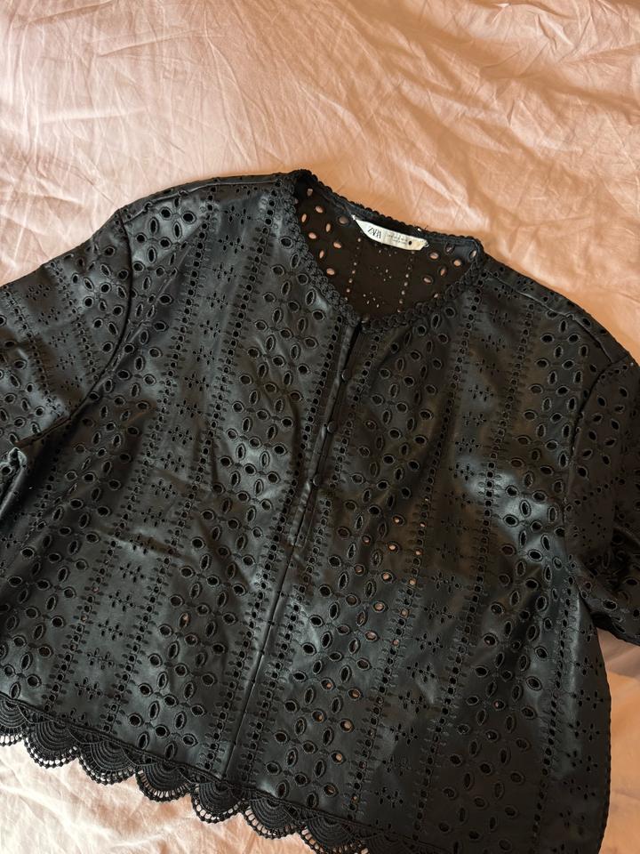 Кожаная кофта Zara