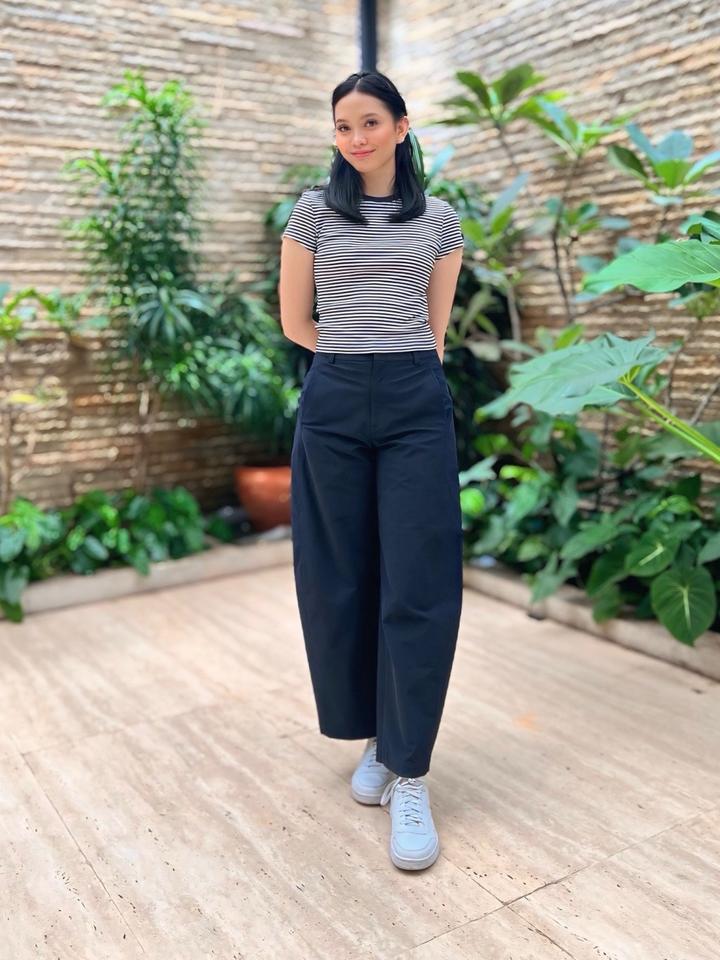 Uniqlo jersey barrel pants темно синий новые