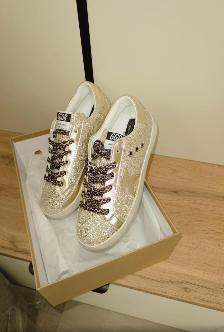 Голдены 38размер в наличии