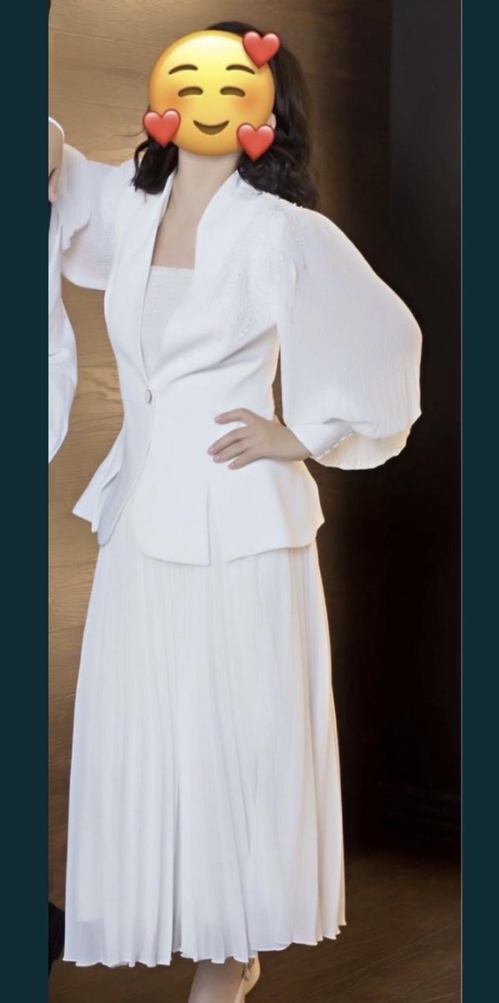 Белый костюм двойка