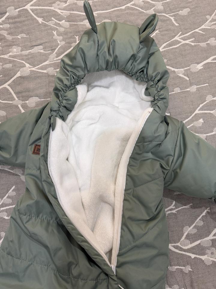 Детский весенний комбинезон