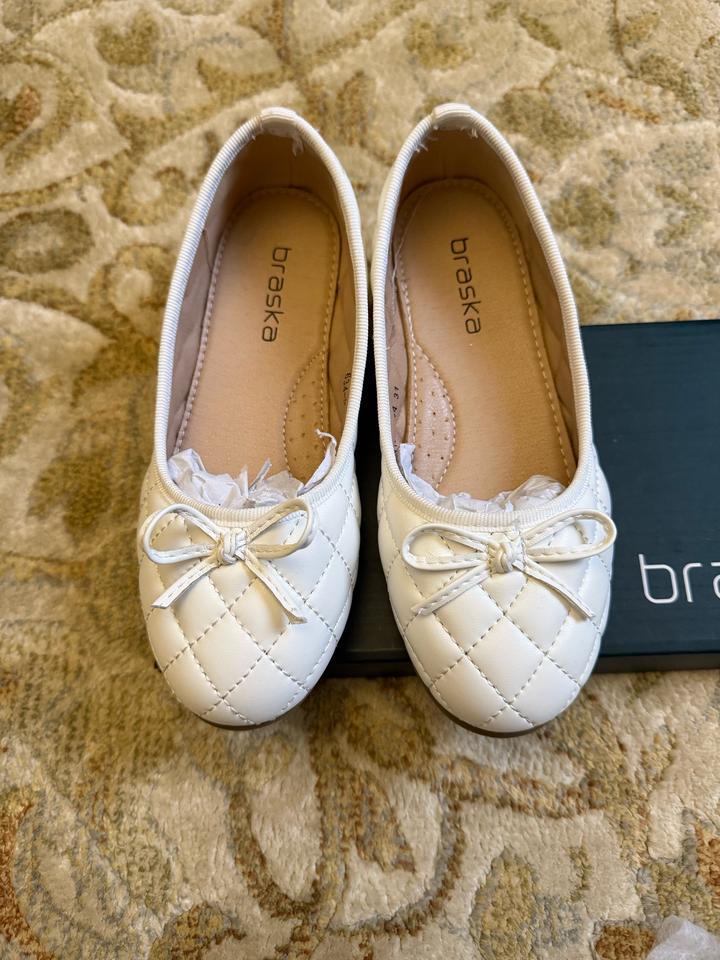 Белый туфли