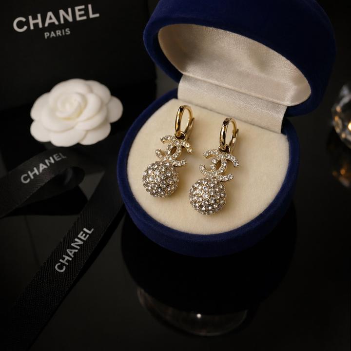 Премиальные серьги в стиле Chanel