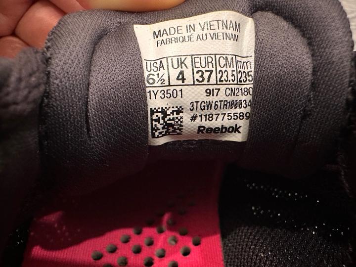 кроссовки Reebok