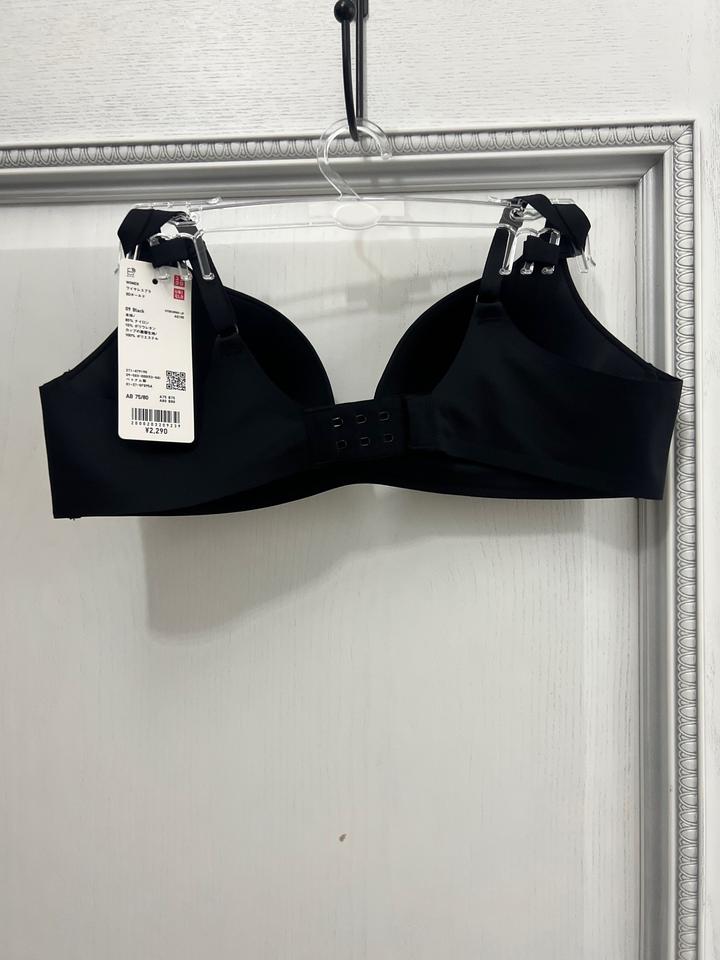 белье Uniqlo