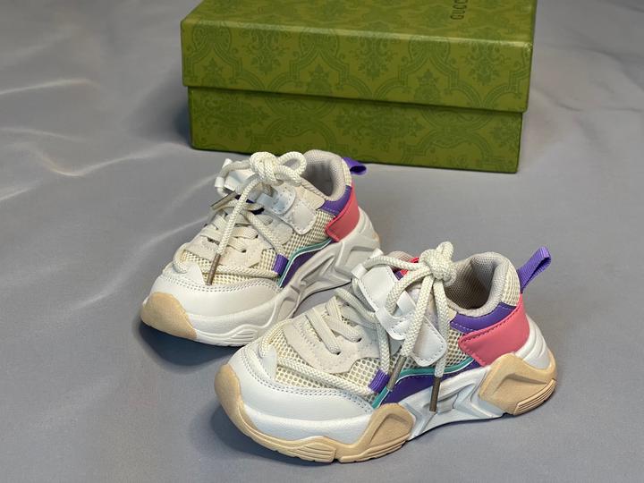 Кроссовки детские