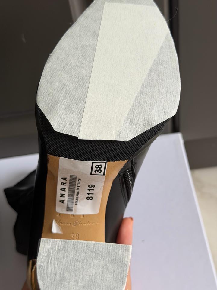 Ботильоны новые от казахстанского бренда Aye