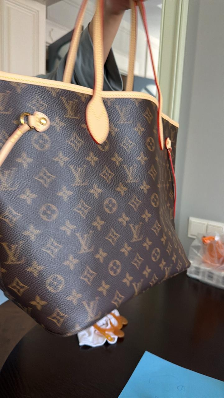 Louis Vuitton Neverfull Monogram